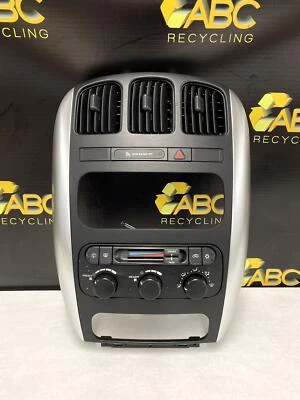 Chrysler Town & Country 2004-2007 control de temperatura delantero con bisel Foto 1 de 4