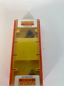 Cabezal ranurado de carburo sólido Sandvik 327R12-22-16000-GM 1025 1 paquete (2 por paquete) - Imagen 1 de 2