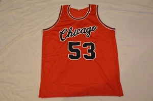 Artis Gilmore Signed Chicago Bulls Jersey Leaf Auth - Picture 1 of 5