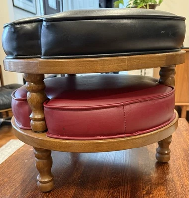 Juego de 2 reposapiés otomanos redondos apilables MCM vintage negro y borgoña Foto 1 de 4