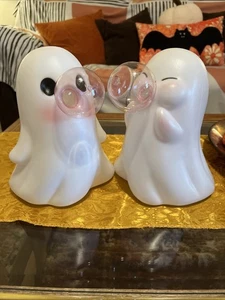 Viral TikTok Dollar General Molde Soplado Fantasmas con Burbuja Rosa Halloween Juego de 2 #1 - Imagen 1 de 24