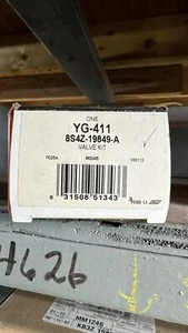 Ford 8S4Z-19849-A Valve Kit (c4) - Foto 1 di 1