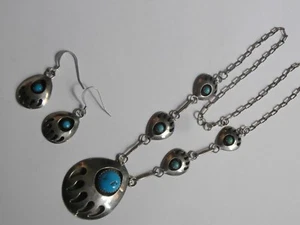 Vintage Sterling Silver Bear Paw Necklace Earring Set Blue Turquoise Stone - Picture 1 of 8