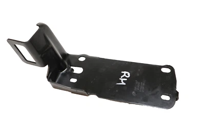 06-13 Soporte de montaje de radiador paso delantero derecho BMW 128I E90 E91 E92 328i OEM Foto 1 de 4