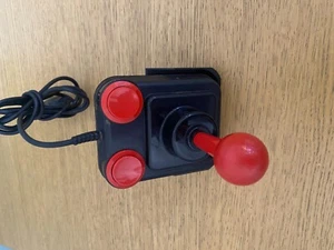 🕹️ Competition Pro Joystick 🕹️ ROT SCHWARZ ROTER GRIFF 🕹️ GRATIS STÄNDER🕹️ - Bild 1 von 6