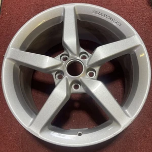2014-2015 Chevrolet Corvette 18” Silver OEM Wheel Factory alloy AAPA (5632) - Picture 1 of 22