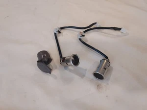 Par de salpicaderos Toyota Sequoia 2001-2004 toma de corriente 12 V OEM - Imagen 1 de 6