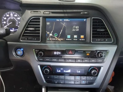 Used Infotainment Display fits: 2016 Hyundai Sonata display and receiver w/navig - Image 1 of 4