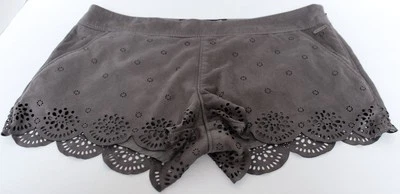 Pantalones Cortos Abercrombie Niños Talla 16 (28" x 2") Carbón Imitación Gamuza Forrados con Corte Láser Foto 1 de 4