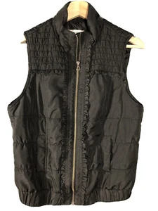 Christopher & Banks M VEST Quilted Ruffle Accent Zip Up Black - Picture 1 of 11