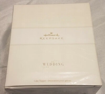 Brand New Sealed 2005 Hallmark Wedding Cake Topper Two Hearts One Love Keepsake - Image 1 of 4