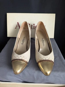 Heels by Audition size 8.5M made in USA - Picture 1 of 5