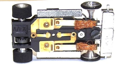 CHASIS AURORA AFX SUPER II.JUEGO TORNILLOS LLANTAS ALUMINIO ZAPATOS TRENZADOS HO SL0T COCHE. Foto 1 de 4