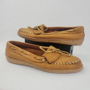 Minnetonka Moccasin Womens 8.5 Flats Slip-on Suede Leather Loafers Tan Casual - Picture 1 of 19