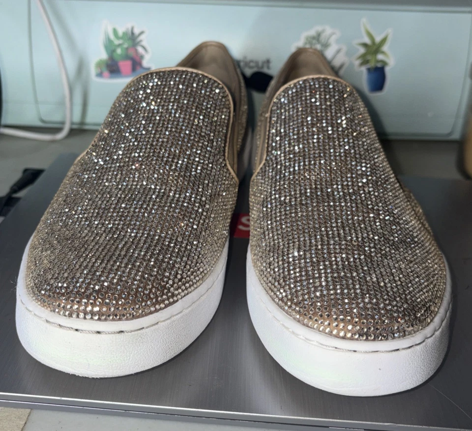 Tênis feminino Michael Kors Keaton dourado glitter slip-on. EUA 8,5 M ótimo estado. - Imagem 1 de 4