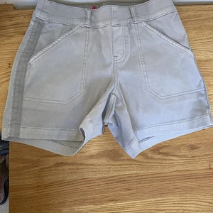 NEW Spanx Womens 6" Twill Shorts size Xs Stone Gray - Picture 1 of 3