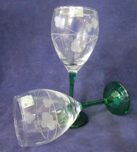 Vástago Esmeralda Vidrio Eamon Corte Trébol Vino Un Par Hecho en Irlanda Nuevo De Colección - Imagen 1 de 18