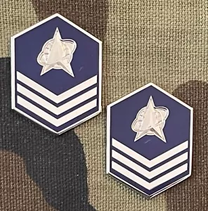 US SPACE FORCE SERGEANT CHEVRONS KRAGENABZEICHEN - Bild 1 von 1