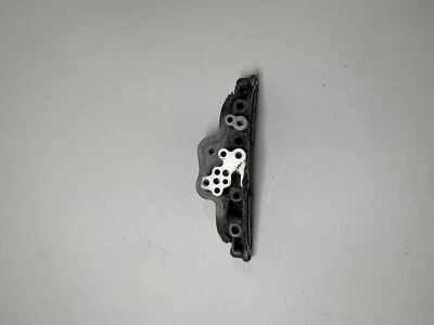 2002 - 2006 NISSAN ALTIMA 3.5L CAMSHAFT COVER BRACKET LEFT SIDE OEM - Image 1 of 4