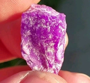 SUPER PURPLE GEL SUGILITE WITH UNKNOWN FIBROUS WHITE MINERAL SOUTH AFRICA - Picture 1 of 17