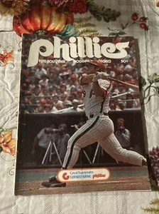 Philadelphia Phillies vs San Francisco Giants 1978 Scorecard - Vet Stadium - Picture 1 of 3