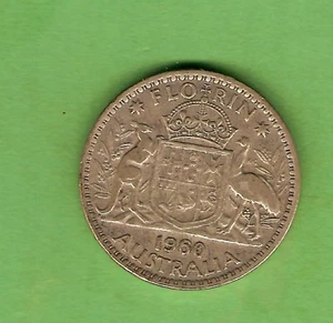 #C34. 1960  AUSTRALIAN SILVER FLORIN TWO SHILLING COIN - Bild 1 von 2