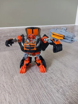 TRANSFORMERS MUDFLAP DARK OF THE MOON DOTM Deluxe Class Figure complete - Image 1 of 4