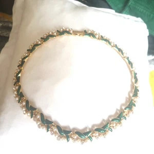 Collar Gargantilla De Colección Musee Des Arts Decoratifs París Esmalte Verde Perlas Diamante - Imagen 1 de 10