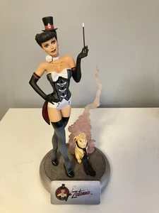 DC Comics Bombshells Zatanna Statue Limited Edition DC Collectibles - Picture 1 of 5