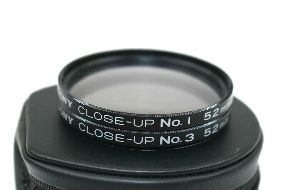 Sony 52mm Close Up Camera Filter No. 1 and 3 with Case Japan - Image 1 of 4