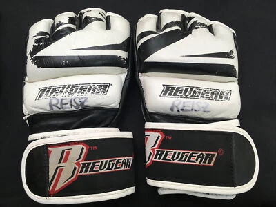 REVGEAR ORIGINAL Style MADEN PAKISTAN Leather BoxingGloves Training PunchingBag  - Image 1 of 4