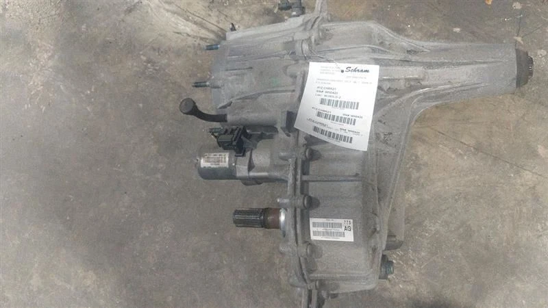 2019-21 new style Ram 1500 Transfer Case 2412929 - Image 1 of 4