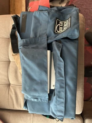 Porta Brace Traveler Estuche para cámara para varias videocámaras de hasta 23" de largo X 12” Foto 1 de 4