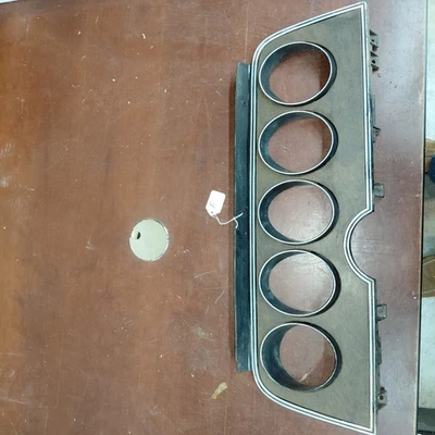 Cuadro de instrumentos Ford Torino 1972-76 bisel (F) cuero Foto 1 de 4