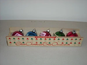 ¿BRITE BRILLANTE VINTAGE??  4 ADORNOS DE ÁRBOL DE NAVIDAD ESTAMPADOS DE MICA / 1 LISOS - Imagen 1 de 11