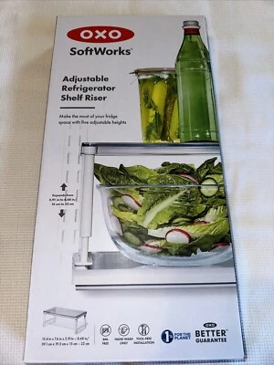 Elevador de estante ajustable para refrigerador OXO funciona suavemente Foto 1 de 4