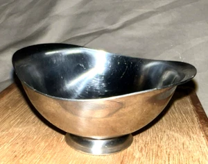 Vintage 4 x 3 1/2" Base 2" Stainless Steel 18 - 8 Candy dish made in Japan - Picture 1 of 9