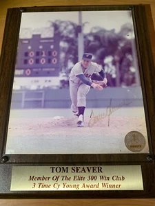 TOM SEAVER 8x10 Signed Photo Wood Plaque (300 Win Club) JSA LOA *FREE SHIPPING - Picture 1 of 15