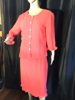 Lowered my price $20 CYNTHIS HOWIE MAGGI BOUTIQUE 2piece SUIT size 14 - Image 1 of 4