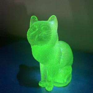 Statuina gatto iridescente verde Mosser vintage ~bellissima~brilla~ HTF - Foto 1 di 15