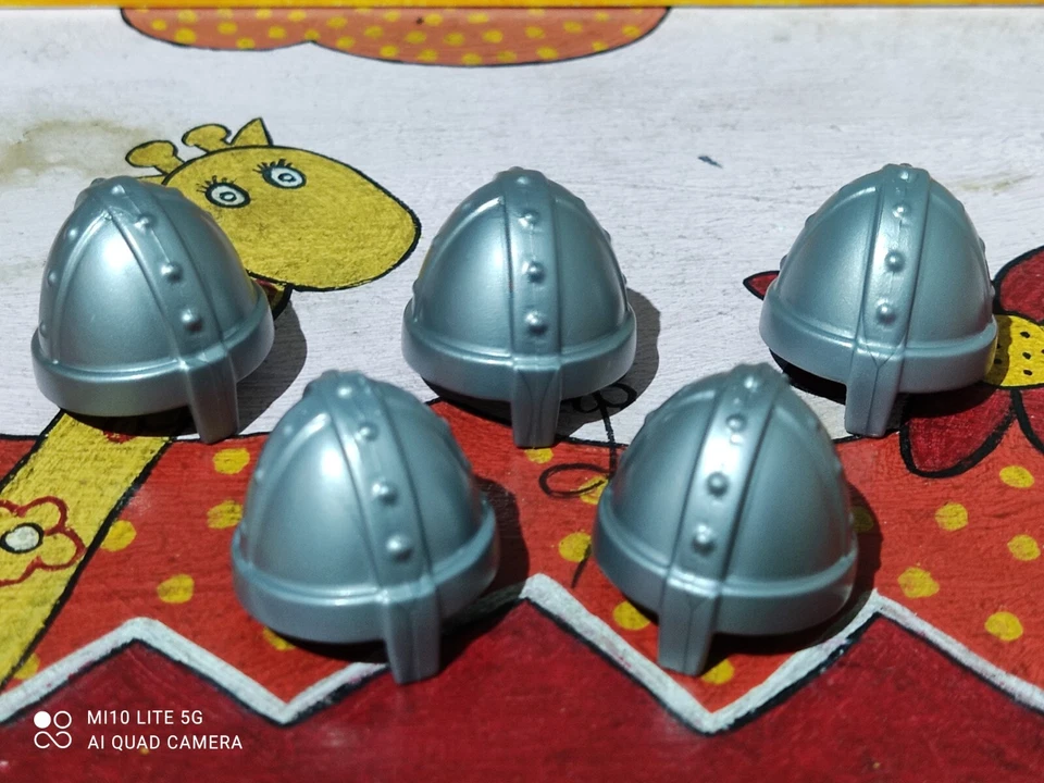PLAYMOBIL X5 CASQUES CHEVALIERS MÉDIÉVAUX ROMAINS ARCHERS VIKINGS GAULOIS ROM... - Photo 1/1