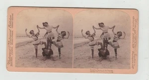 De colección Stereoview Vacaciones Deportes junto al mar 4 Damas jóvenes - Imagen 1 de 1