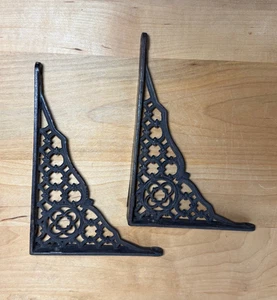 2 pc CAST IRON SHELF BRACKETS Rustic Antique 5"x7" - Picture 1 of 4