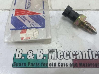 SENSORE RETROMARCIA  FIAT PUNTO UNO TIPO LANCIA DELTA YPSILON ORIGINALE 75885... - Imagem 1 de 4