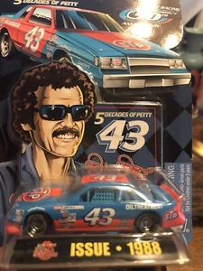 1988 Petty Racing 50th Anniversary 1:64 Die Cast Car - In The Box - Picture 1 of 4