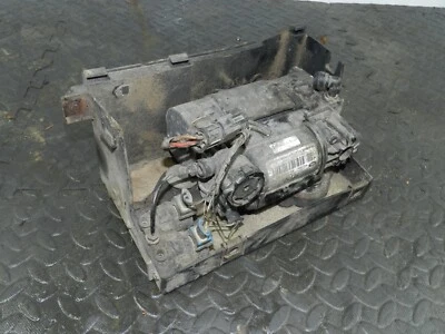 Land Rover Discovery 2 V8 1999 155. BOMBA DE AIRE SUSPENSIÓN RQG100041 Foto 1 de 3