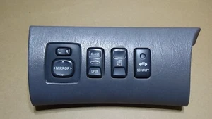 2004-2008 Toyota Solara Convertible Roof Mirror Switch Panel - Picture 1 of 9