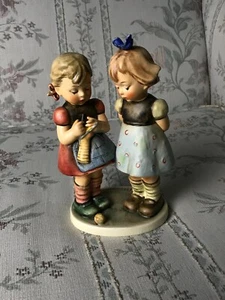 Goebel Hummel #256 “Knitting Lesson” RARE 7’5” - Picture 1 of 4