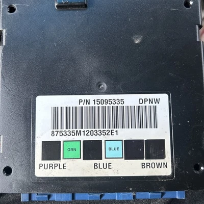 2002 雪佛兰 Tahoe GMC 育空车身控制模块单元 BCM BCU 15095335 原始设备制造商 — 第 1/2 张图片