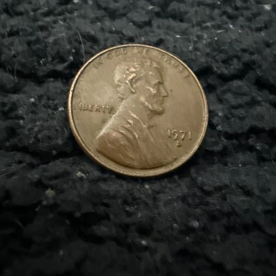 I'm Rare 1971 D Penny With Rim Errors - Image 1 of 2